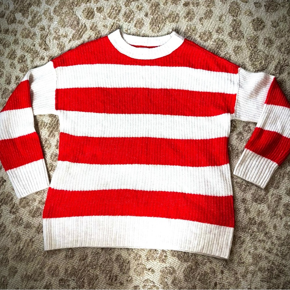ARIZONA JEAN CO-Red and White Striped Sweater